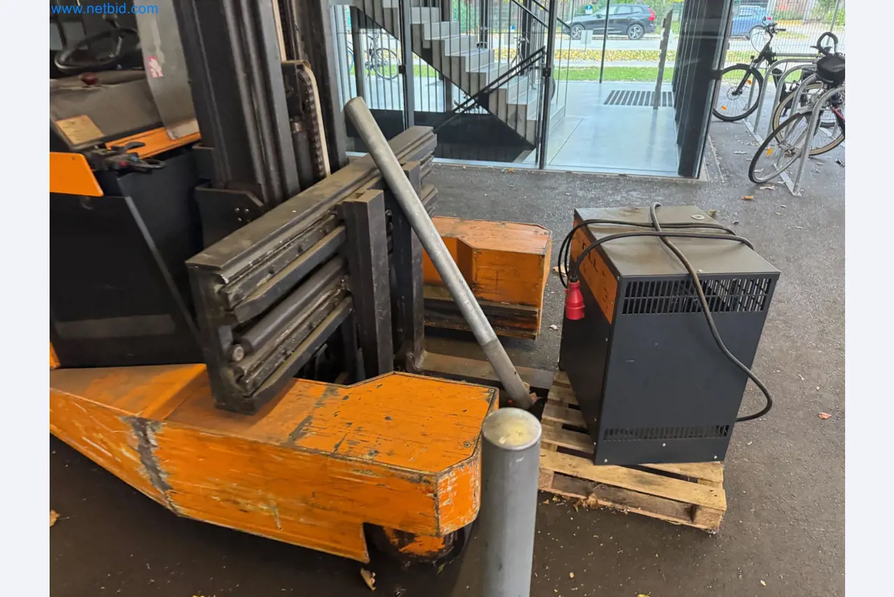 Machines and vehicles of a stage and building services engineering company-20