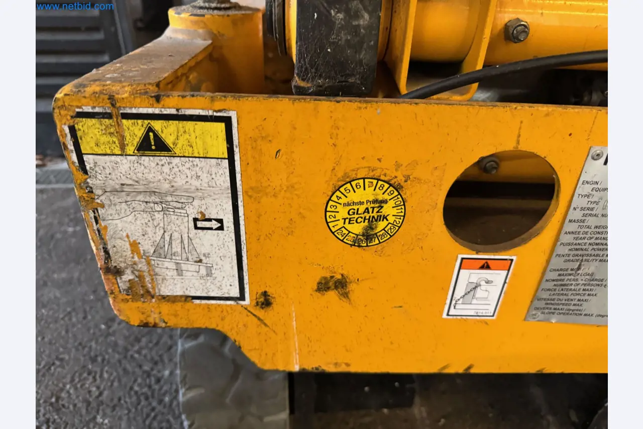 Machines and vehicles of a stage and building services engineering company-14