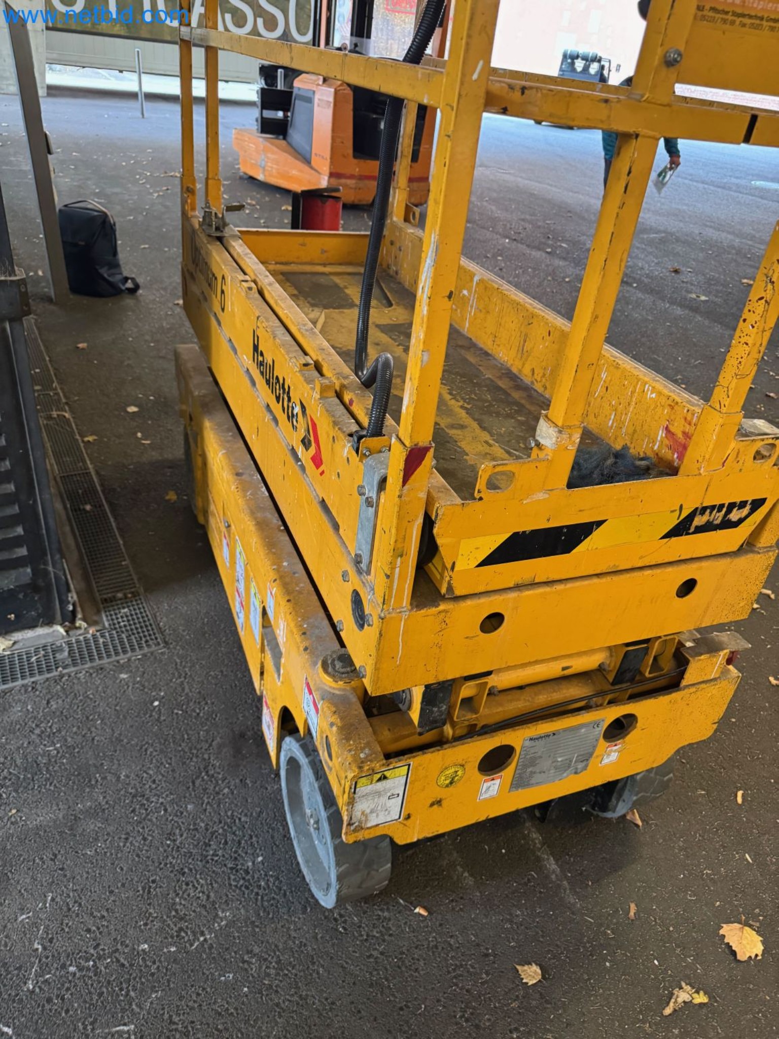 Machines and vehicles of a stage and building services engineering company-15