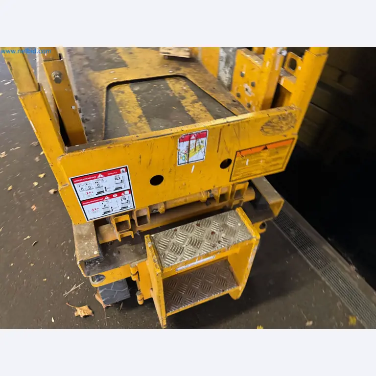 Machines and vehicles of a stage and building services engineering company-20