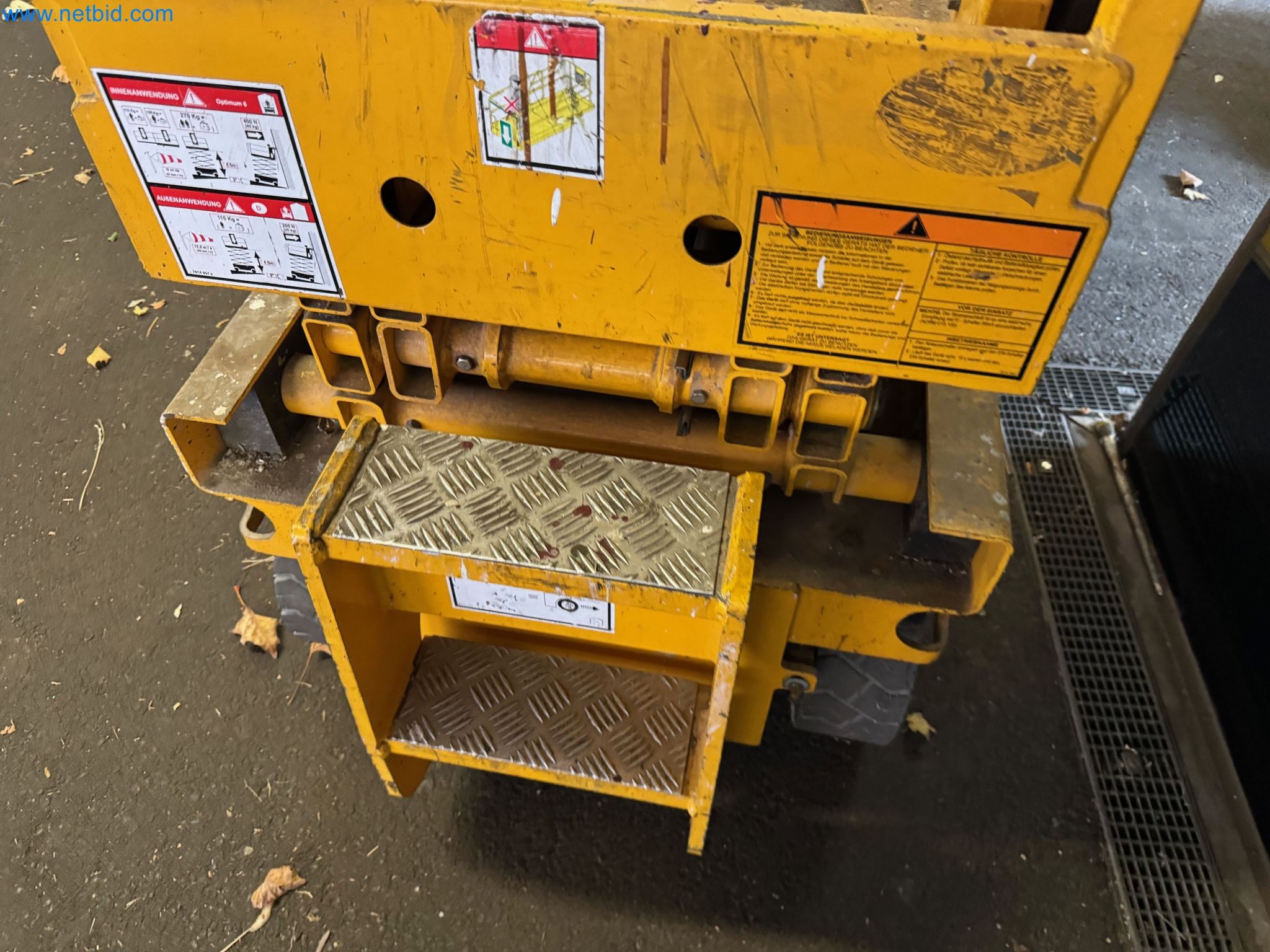 Machines and vehicles of a stage and building services engineering company-31