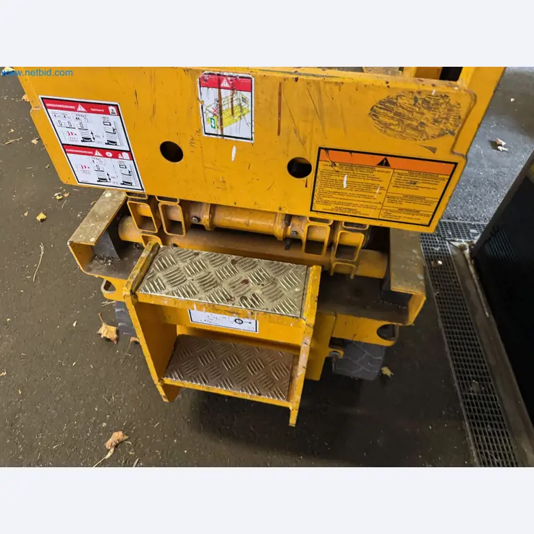 Machines and vehicles of a stage and building services engineering company-31