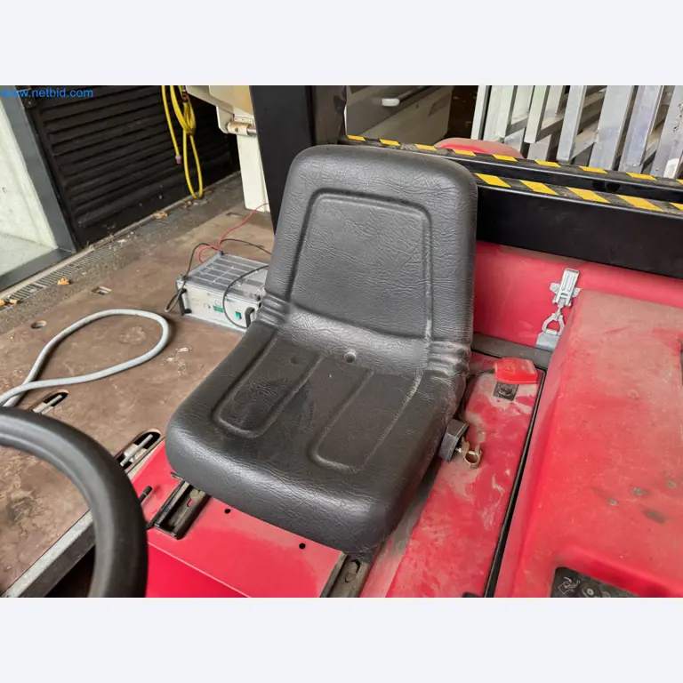 Machines and vehicles of a stage and building services engineering company-20