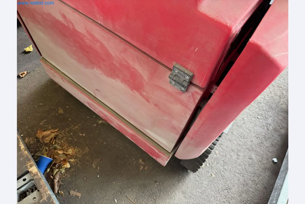 Machines and vehicles of a stage and building services engineering company-32