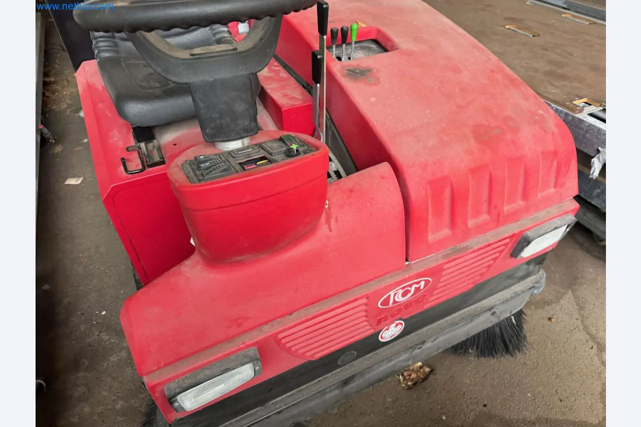 Machines and vehicles of a stage and building services engineering company-5