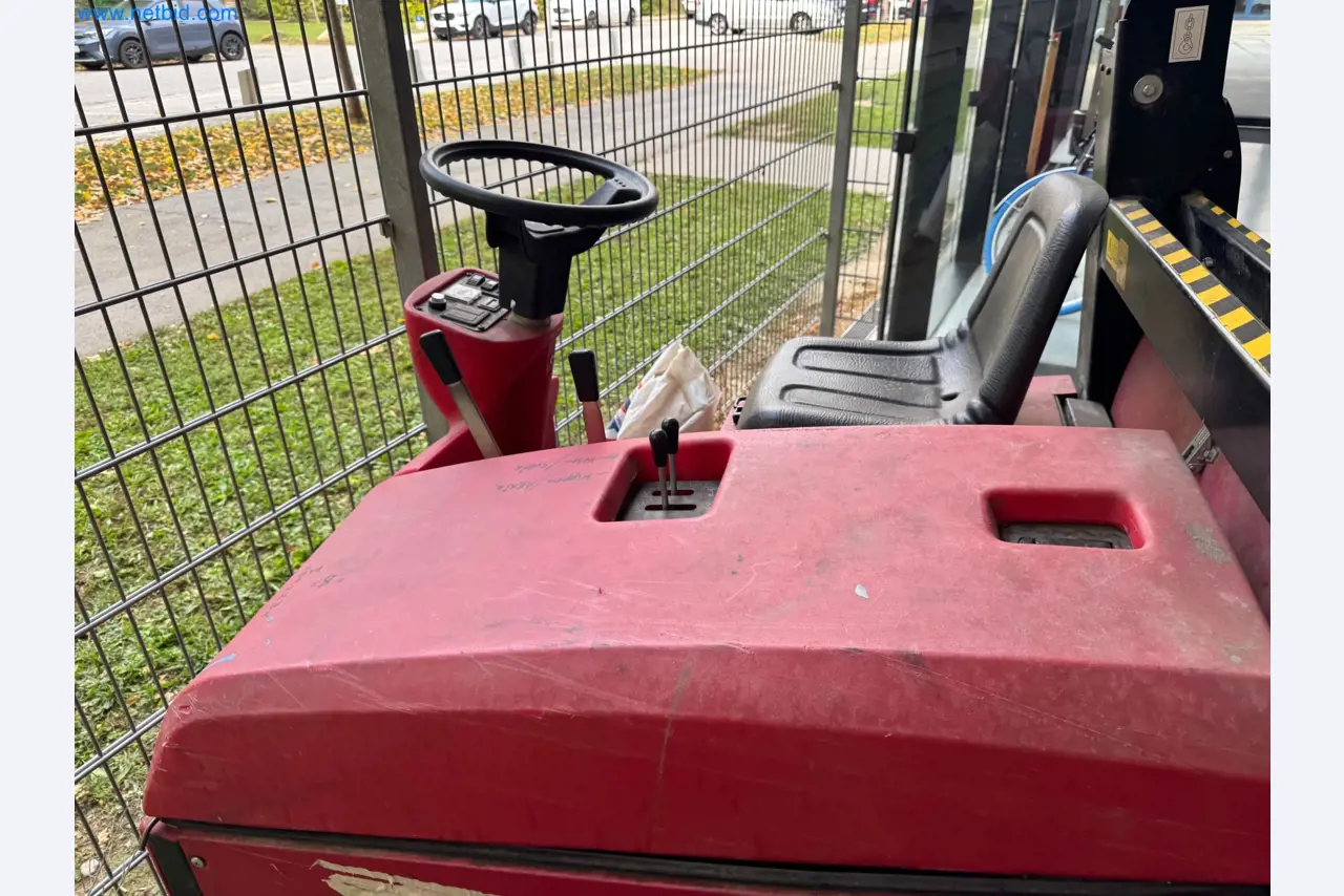 Machines and vehicles of a stage and building services engineering company-25