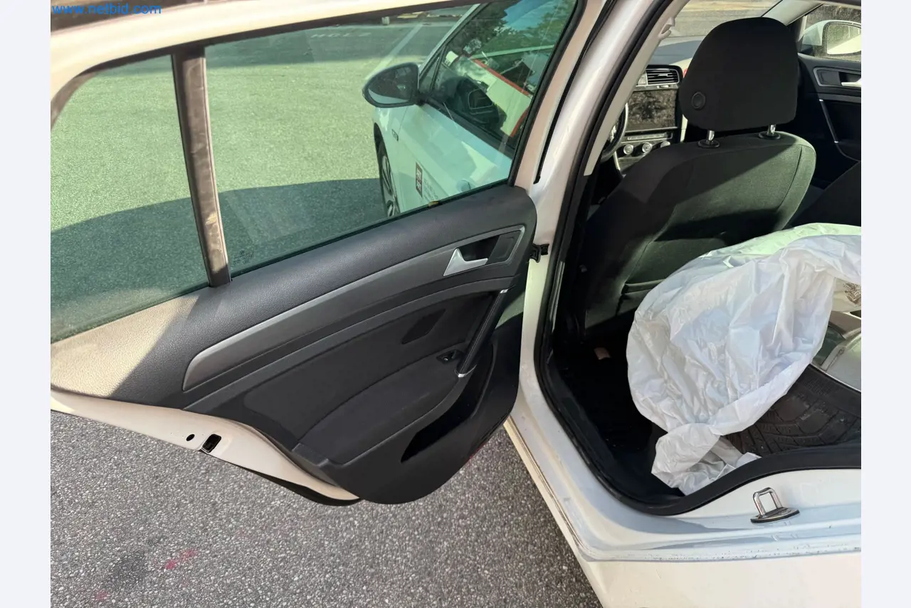 Machines and vehicles of a stage and building services engineering company-60