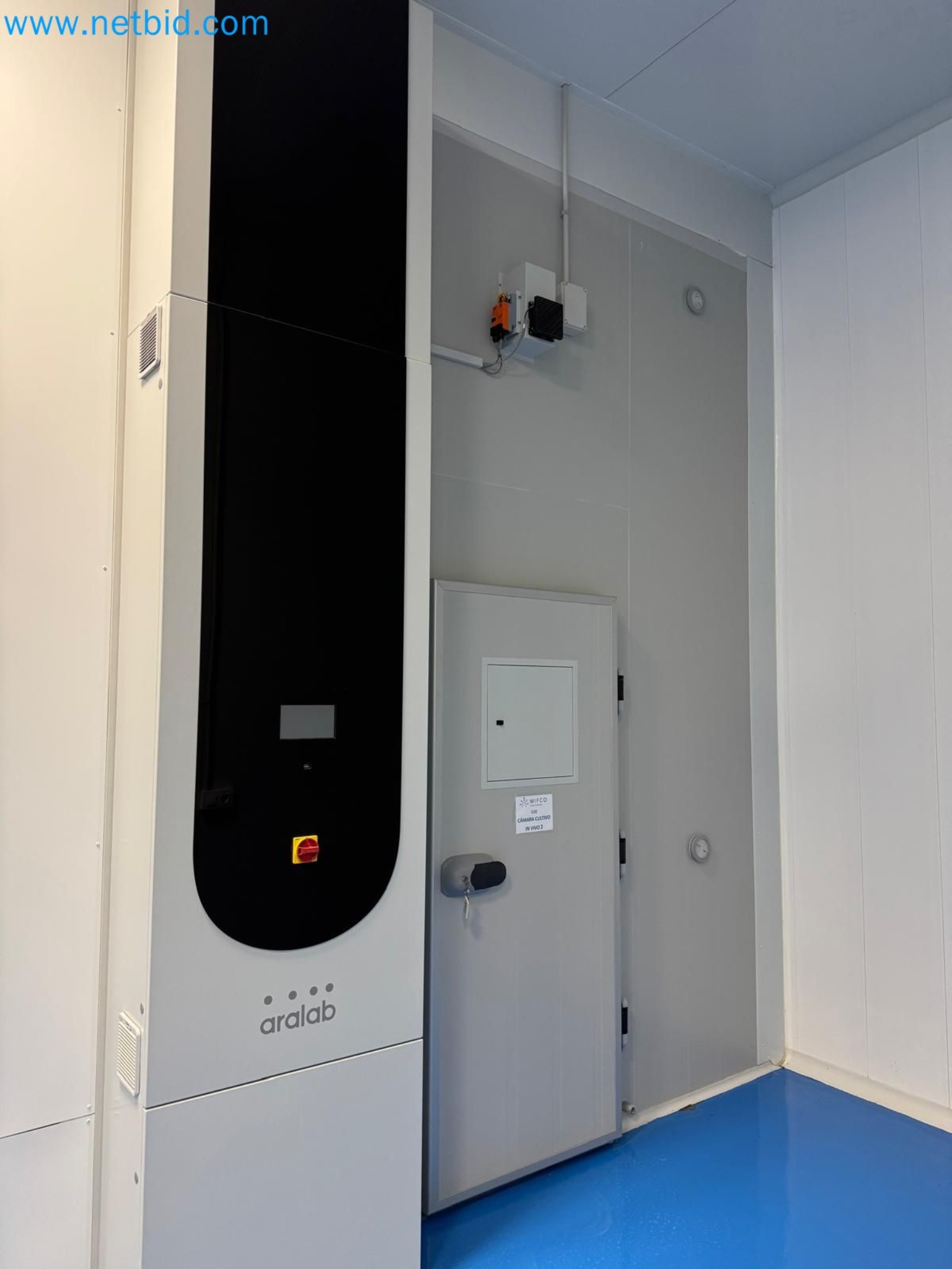 Máquinas y equipos de laboratorio de una empresa para el cultivo de cannabis medicinal-1