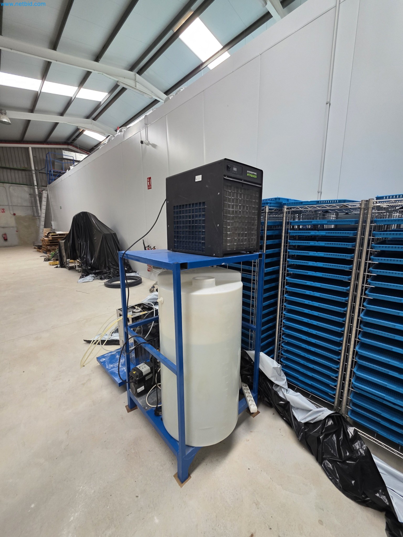 Maschinen und Laborausstattung eines Unternehmens für den Anbau von medizinischem Cannabis-1