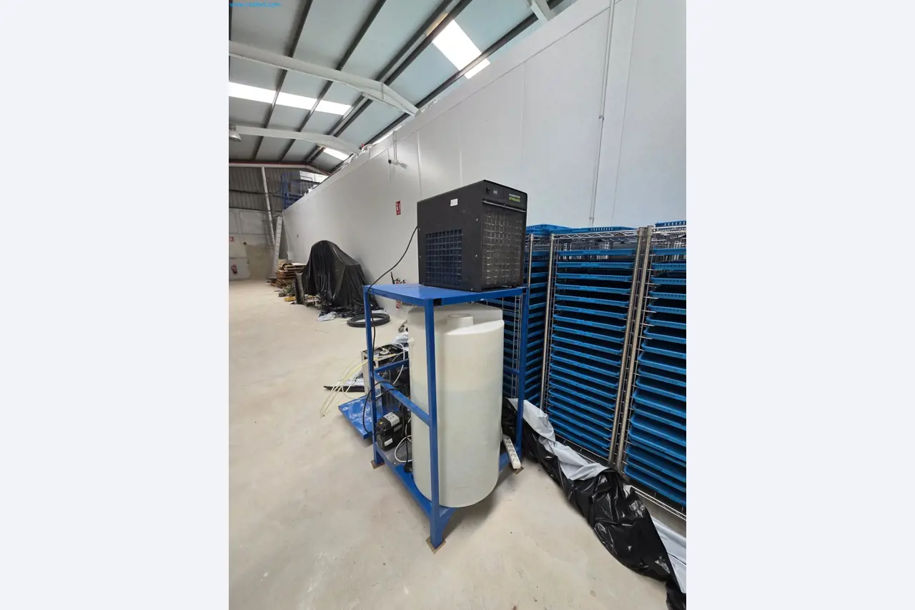 Maschinen und Laborausstattung eines Unternehmens für den Anbau von medizinischem Cannabis-1