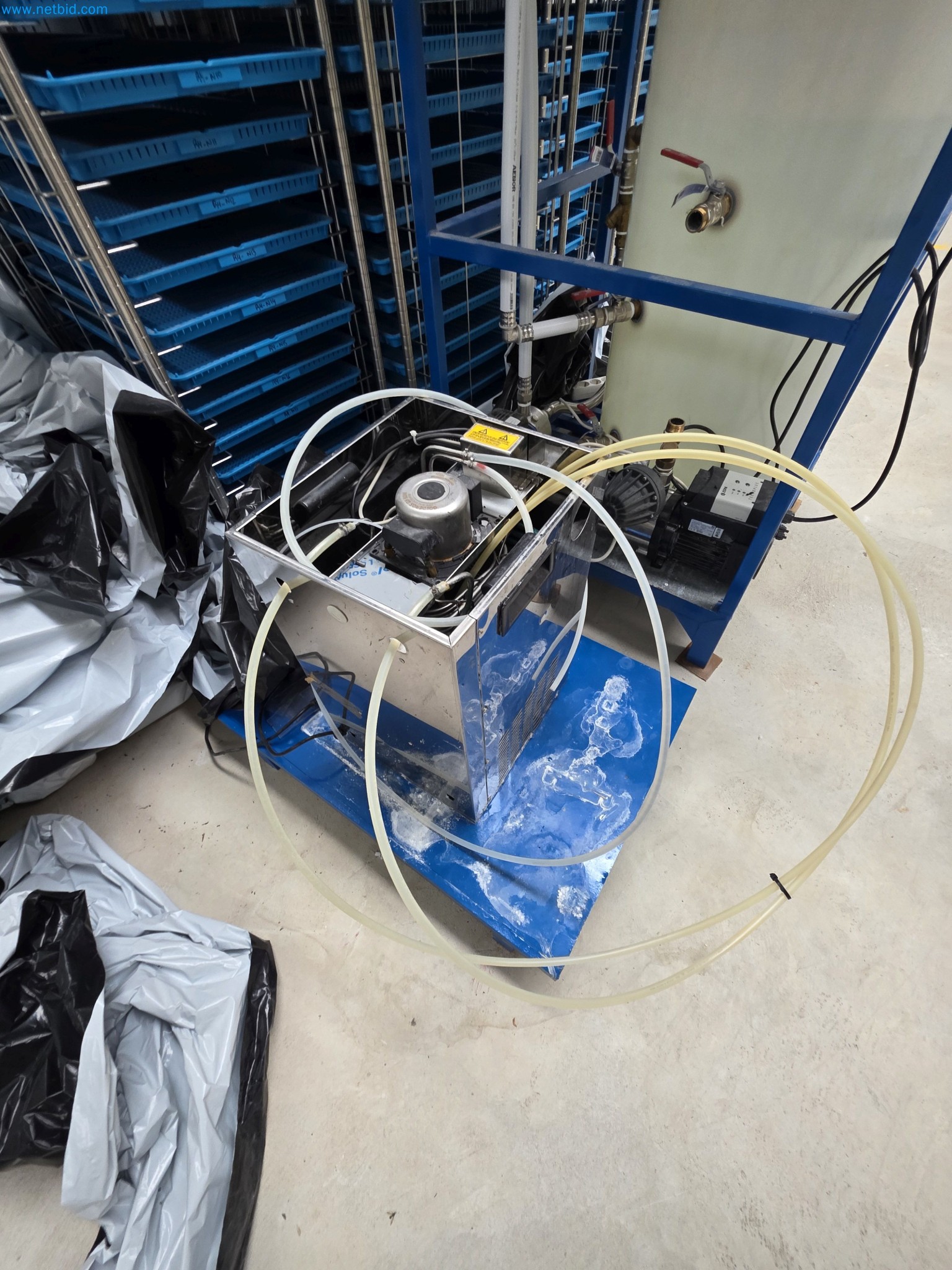 Maschinen und Laborausstattung eines Unternehmens für den Anbau von medizinischem Cannabis-6