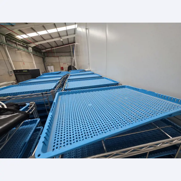 Máquinas y equipos de laboratorio de una empresa para el cultivo de cannabis medicinal-3