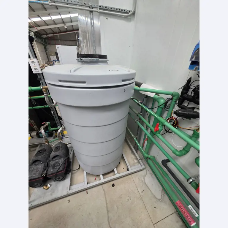 Maschinen und Laborausstattung eines Unternehmens für den Anbau von medizinischem Cannabis-4