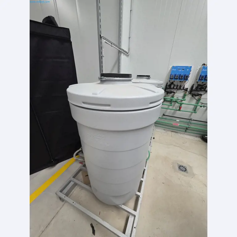 Maschinen und Laborausstattung eines Unternehmens für den Anbau von medizinischem Cannabis-9