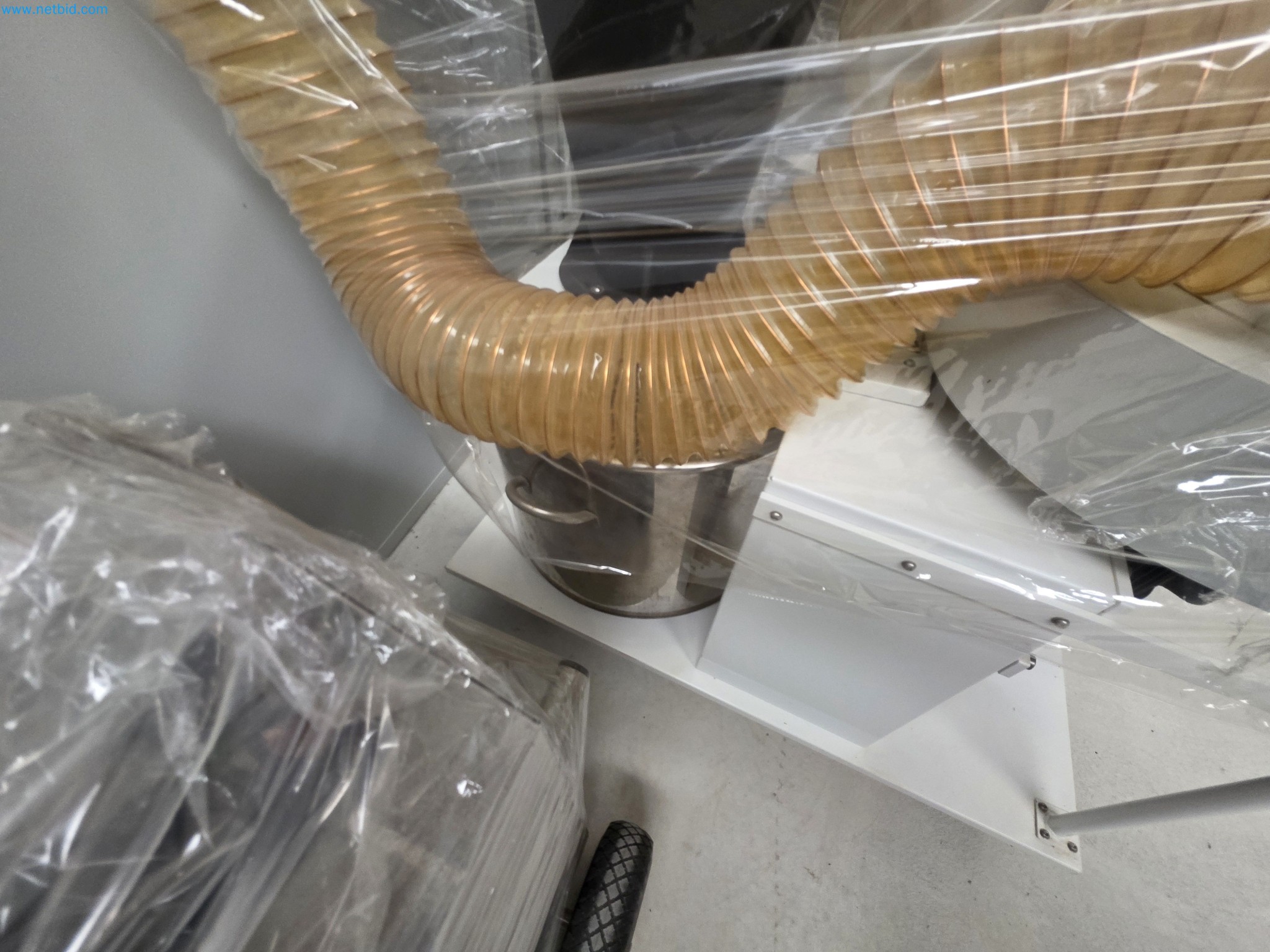 Maschinen und Laborausstattung eines Unternehmens für den Anbau von medizinischem Cannabis-10