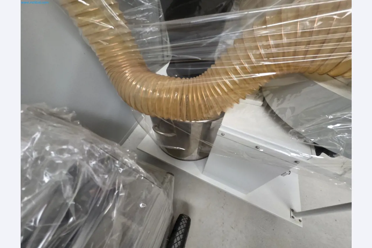 Maschinen und Laborausstattung eines Unternehmens für den Anbau von medizinischem Cannabis-10