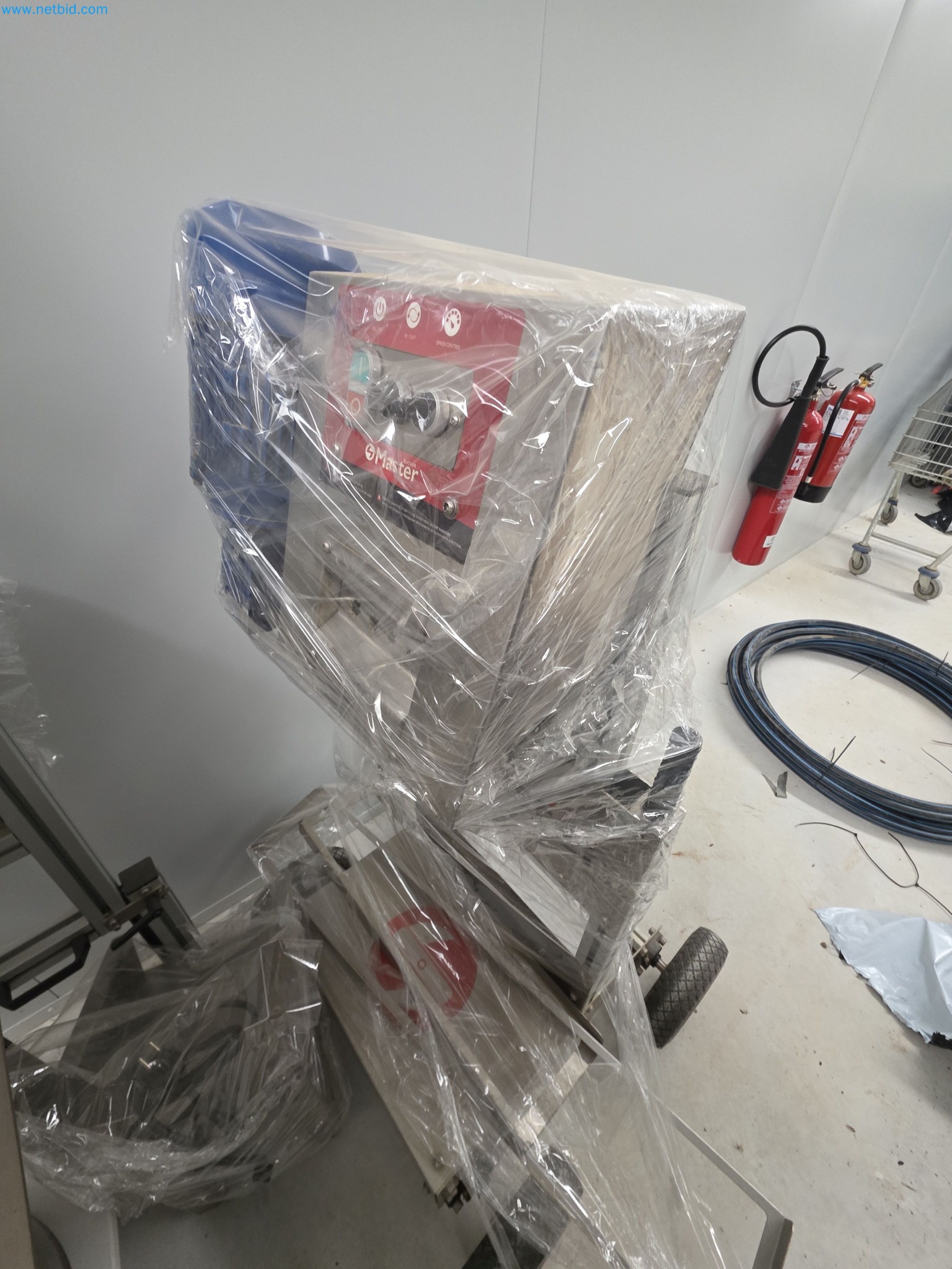 Maschinen und Laborausstattung eines Unternehmens für den Anbau von medizinischem Cannabis-3