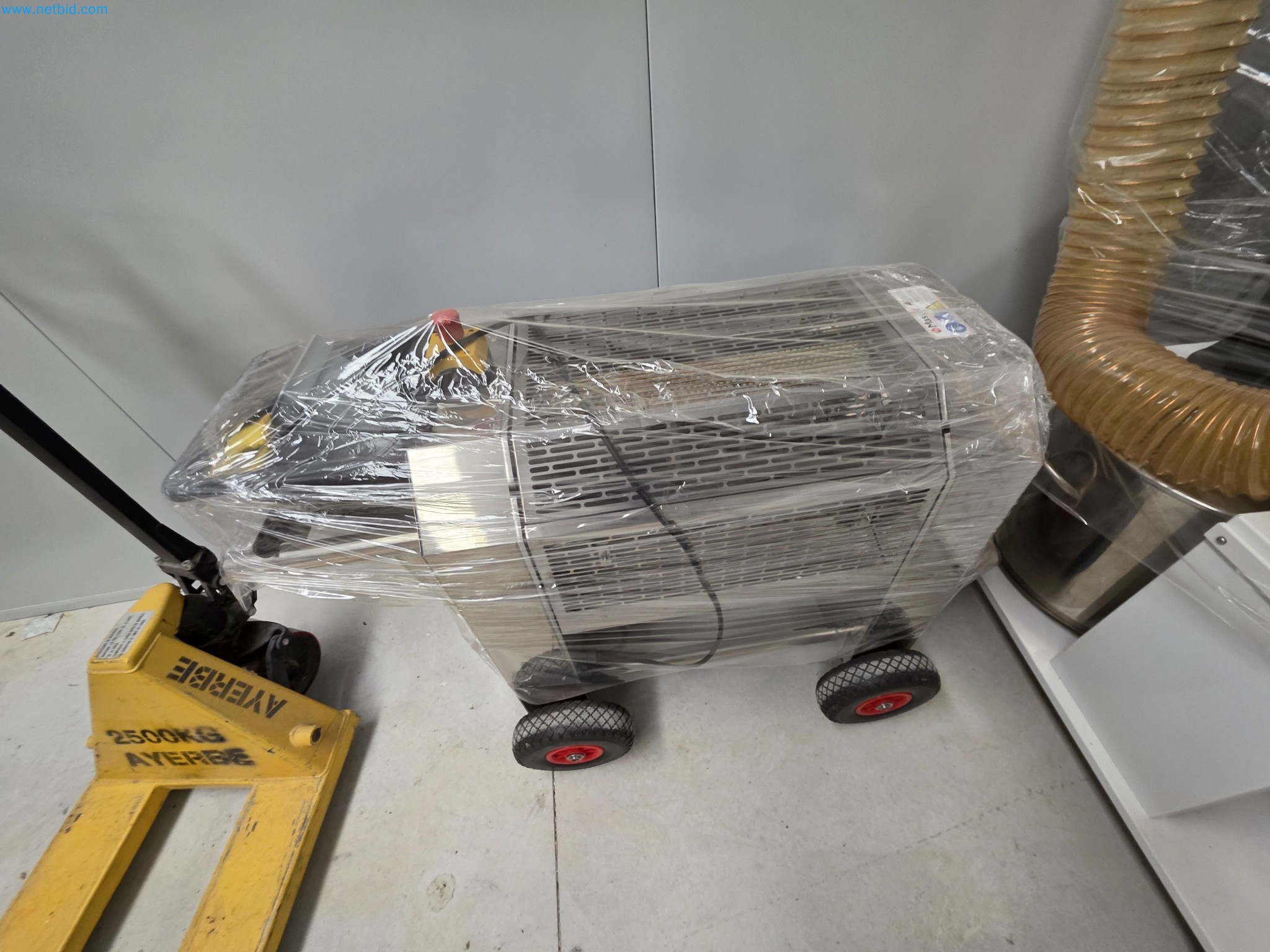 Maschinen und Laborausstattung eines Unternehmens für den Anbau von medizinischem Cannabis-5