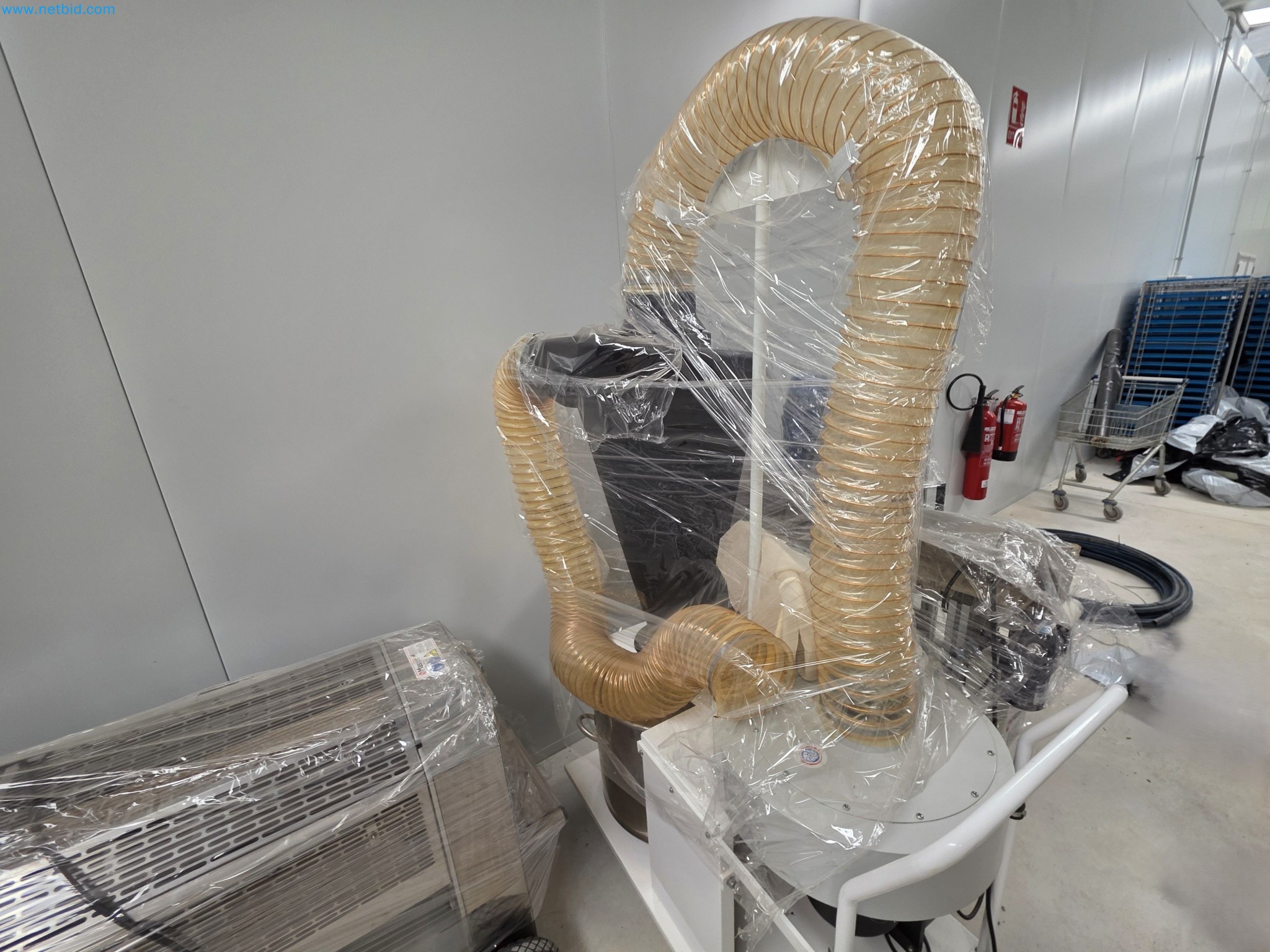 Maschinen und Laborausstattung eines Unternehmens für den Anbau von medizinischem Cannabis-8