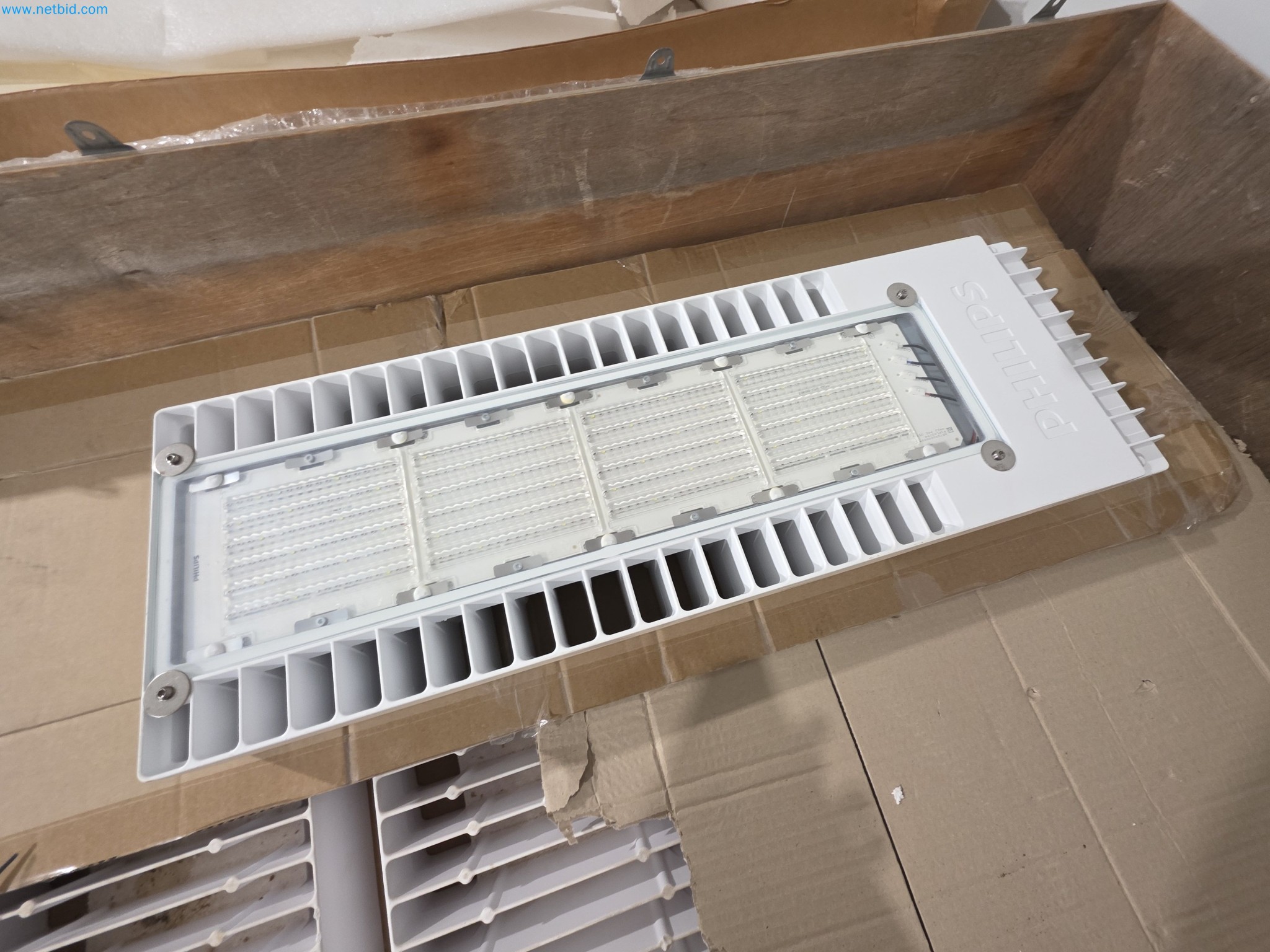 Maschinen und Laborausstattung eines Unternehmens für den Anbau von medizinischem Cannabis-2