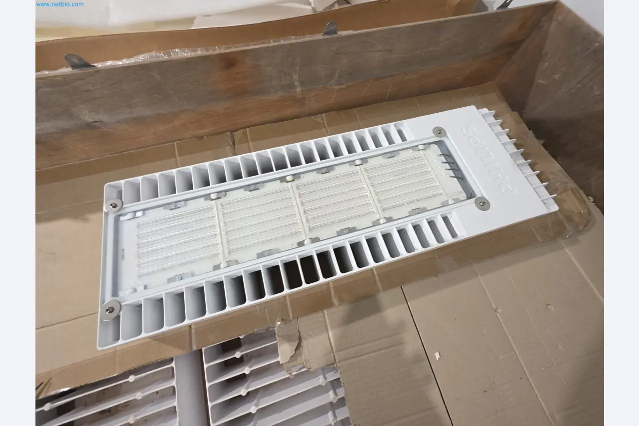 Maschinen und Laborausstattung eines Unternehmens für den Anbau von medizinischem Cannabis-2