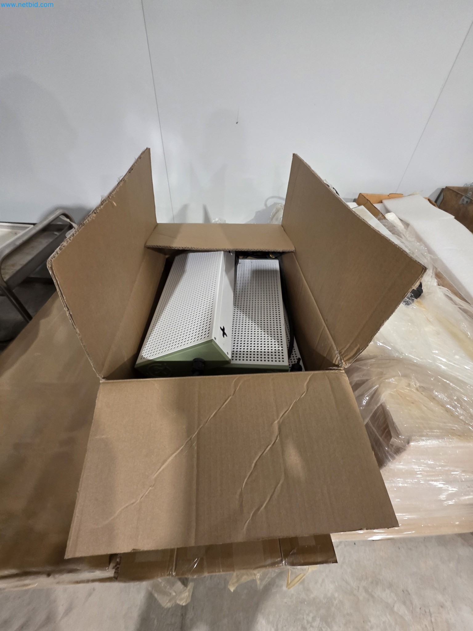 Maschinen und Laborausstattung eines Unternehmens für den Anbau von medizinischem Cannabis-4