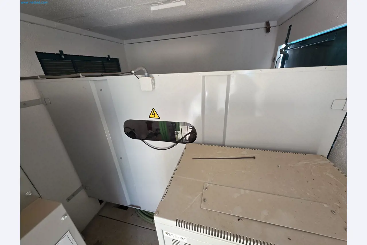 Maszyny i sprzęt laboratoryjny firmy do uprawy medycznej marihuany-10