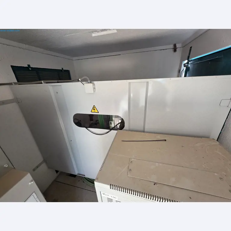 Maszyny i sprzęt laboratoryjny firmy do uprawy medycznej marihuany-10