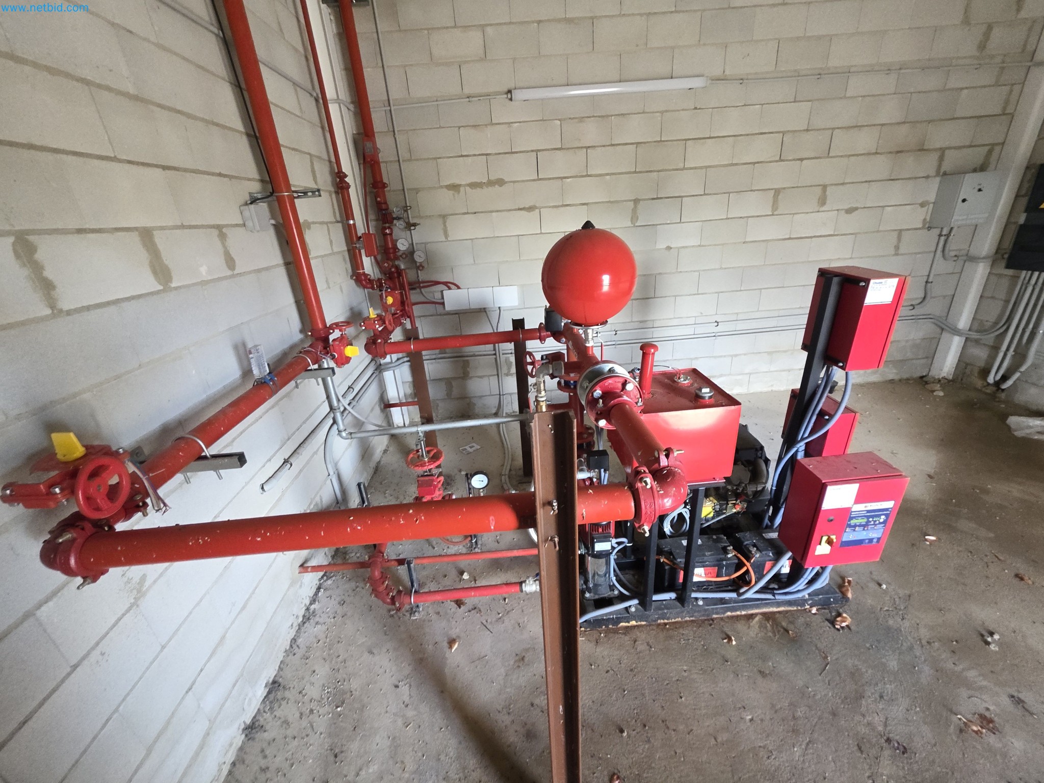 Maszyny i sprzęt laboratoryjny firmy do uprawy medycznej marihuany-3