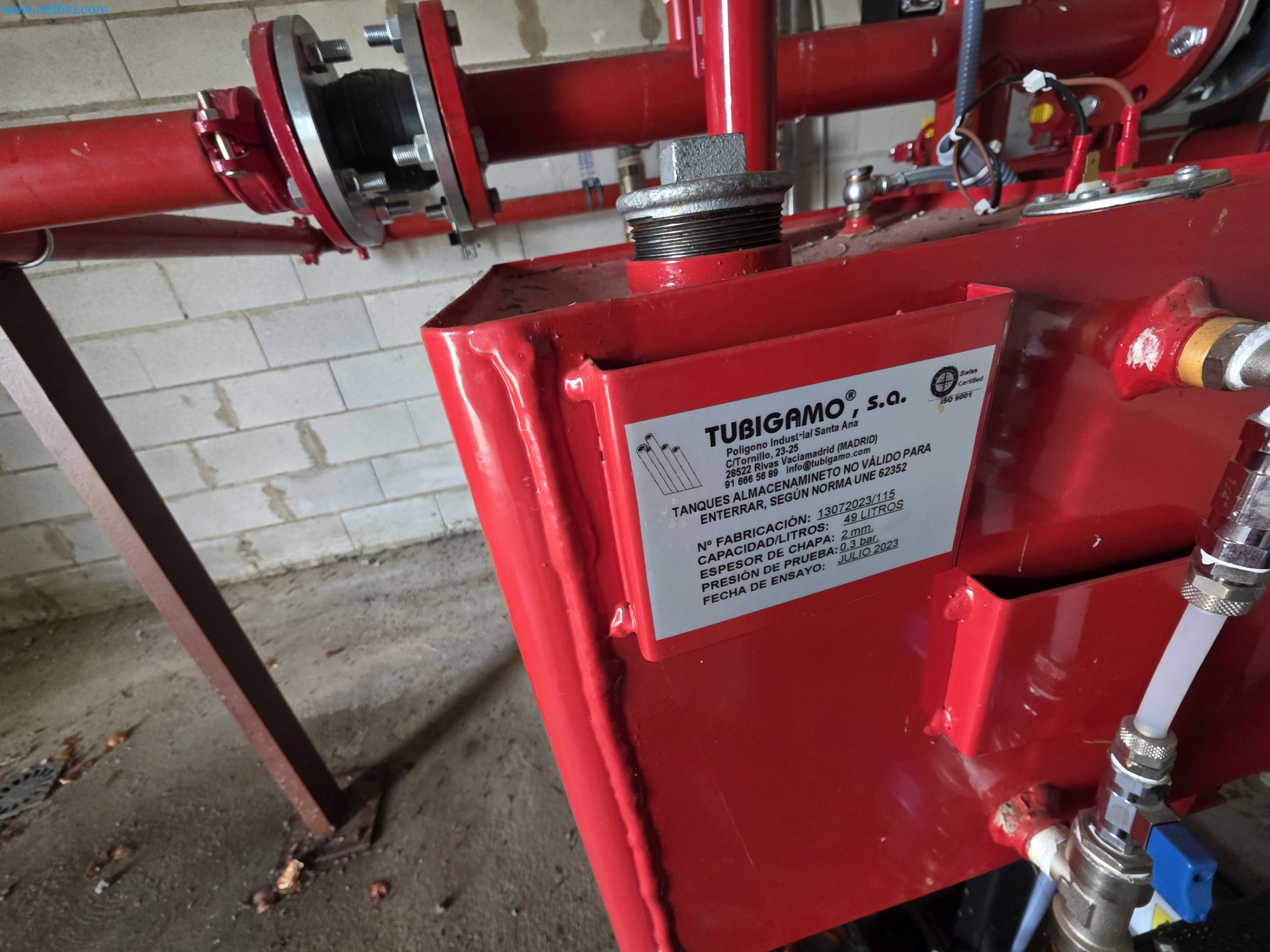 Maszyny i sprzęt laboratoryjny firmy do uprawy medycznej marihuany-9