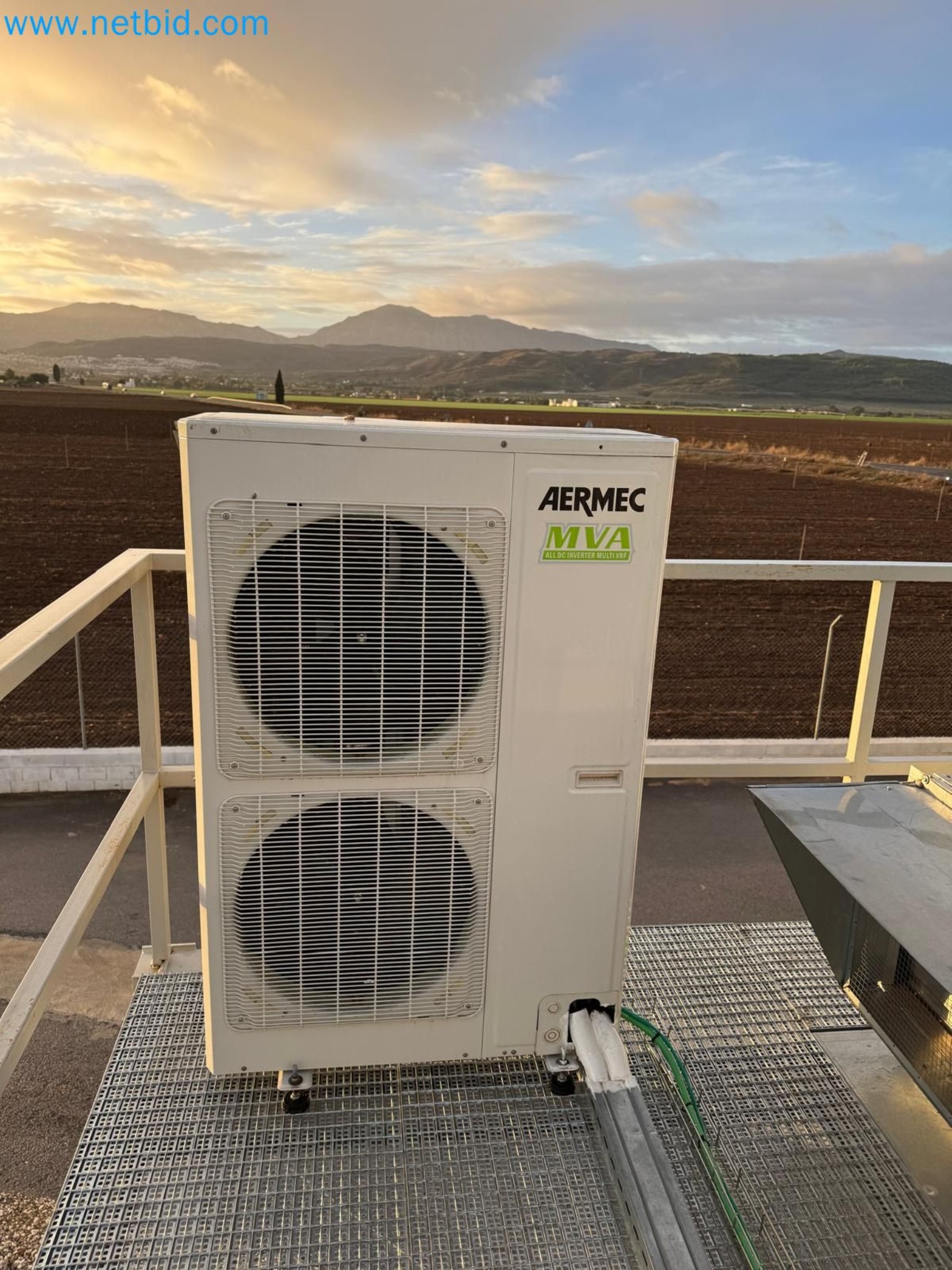 Máquinas y equipos de laboratorio de una empresa para el cultivo de cannabis medicinal-10