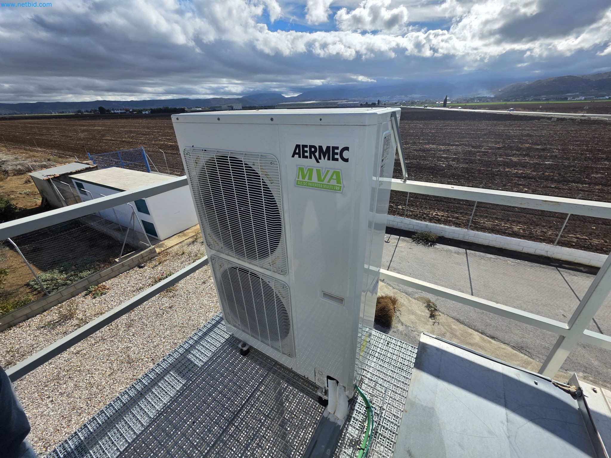 Máquinas y equipos de laboratorio de una empresa para el cultivo de cannabis medicinal-18