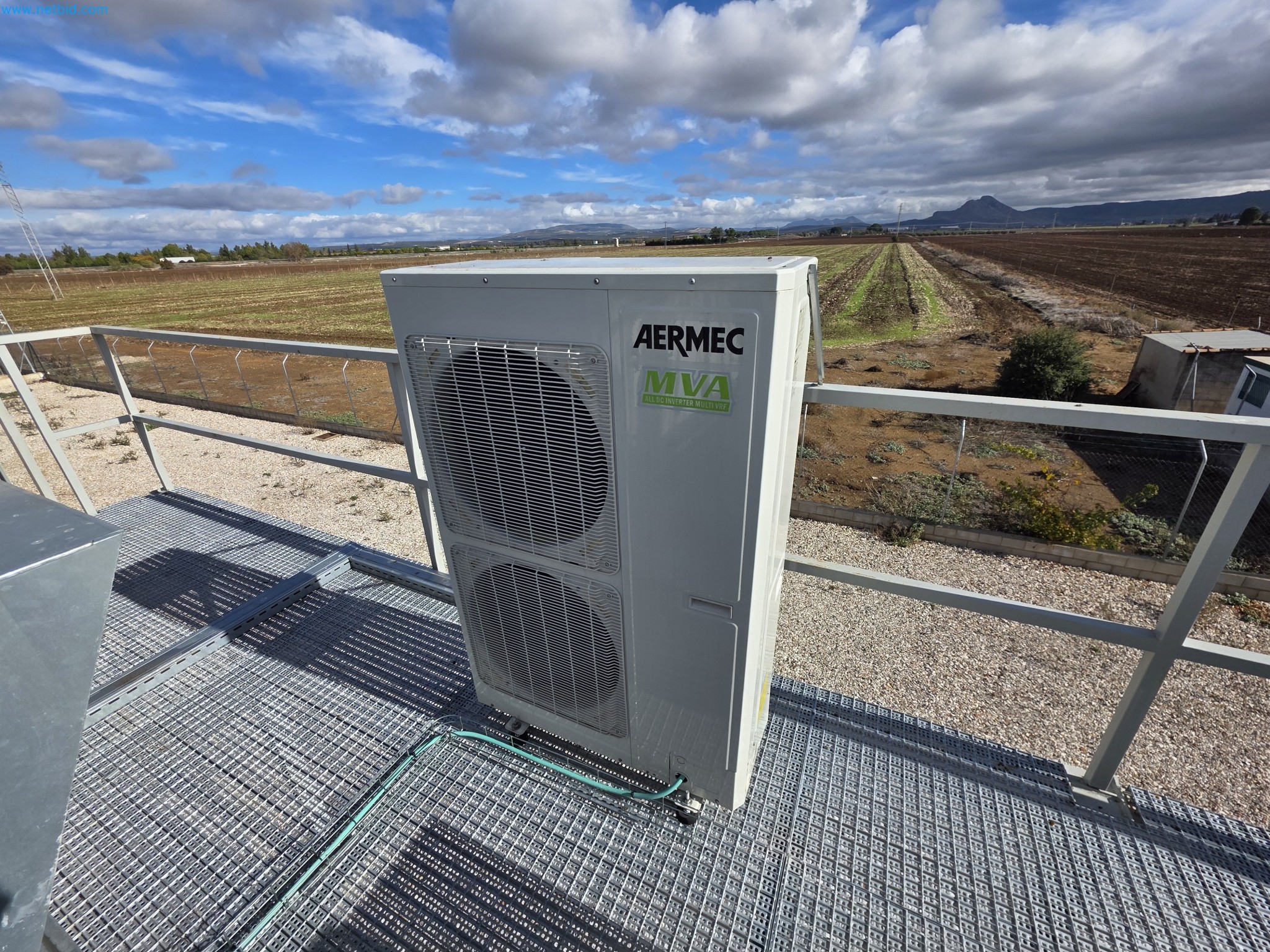 Máquinas y equipos de laboratorio de una empresa para el cultivo de cannabis medicinal-28