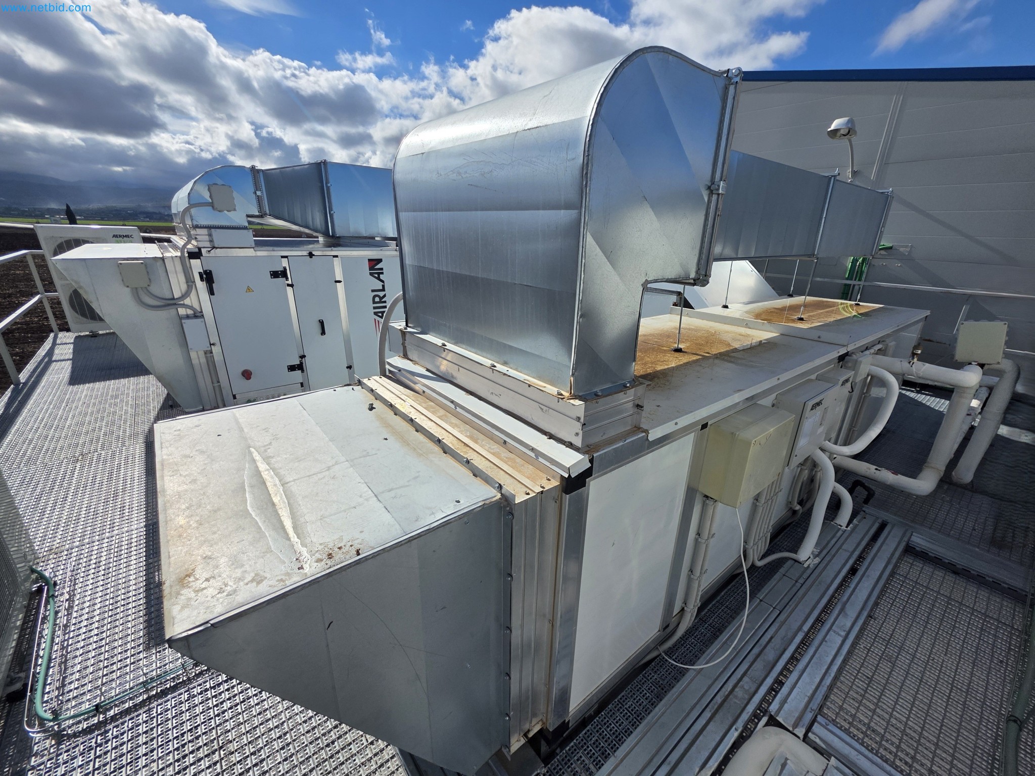 Máquinas y equipos de laboratorio de una empresa para el cultivo de cannabis medicinal-30