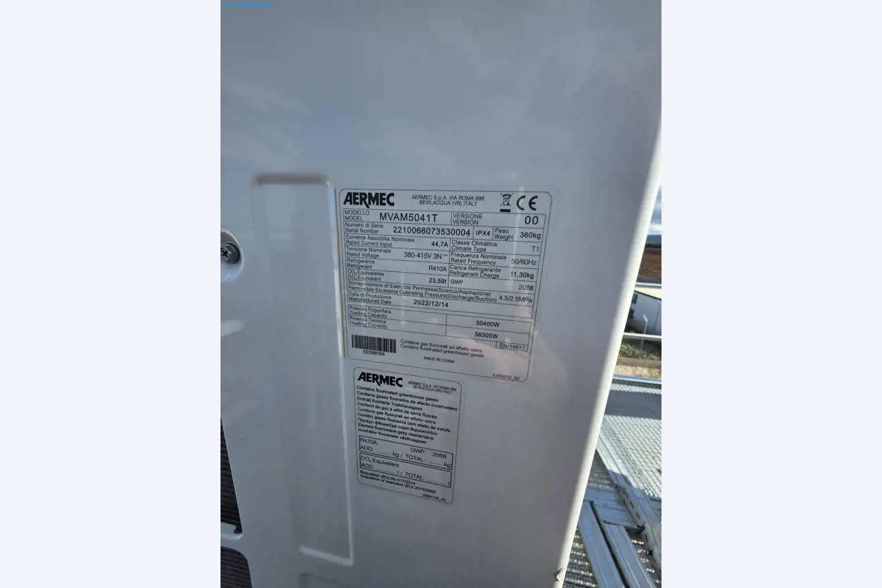 Máquinas y equipos de laboratorio de una empresa para el cultivo de cannabis medicinal-38