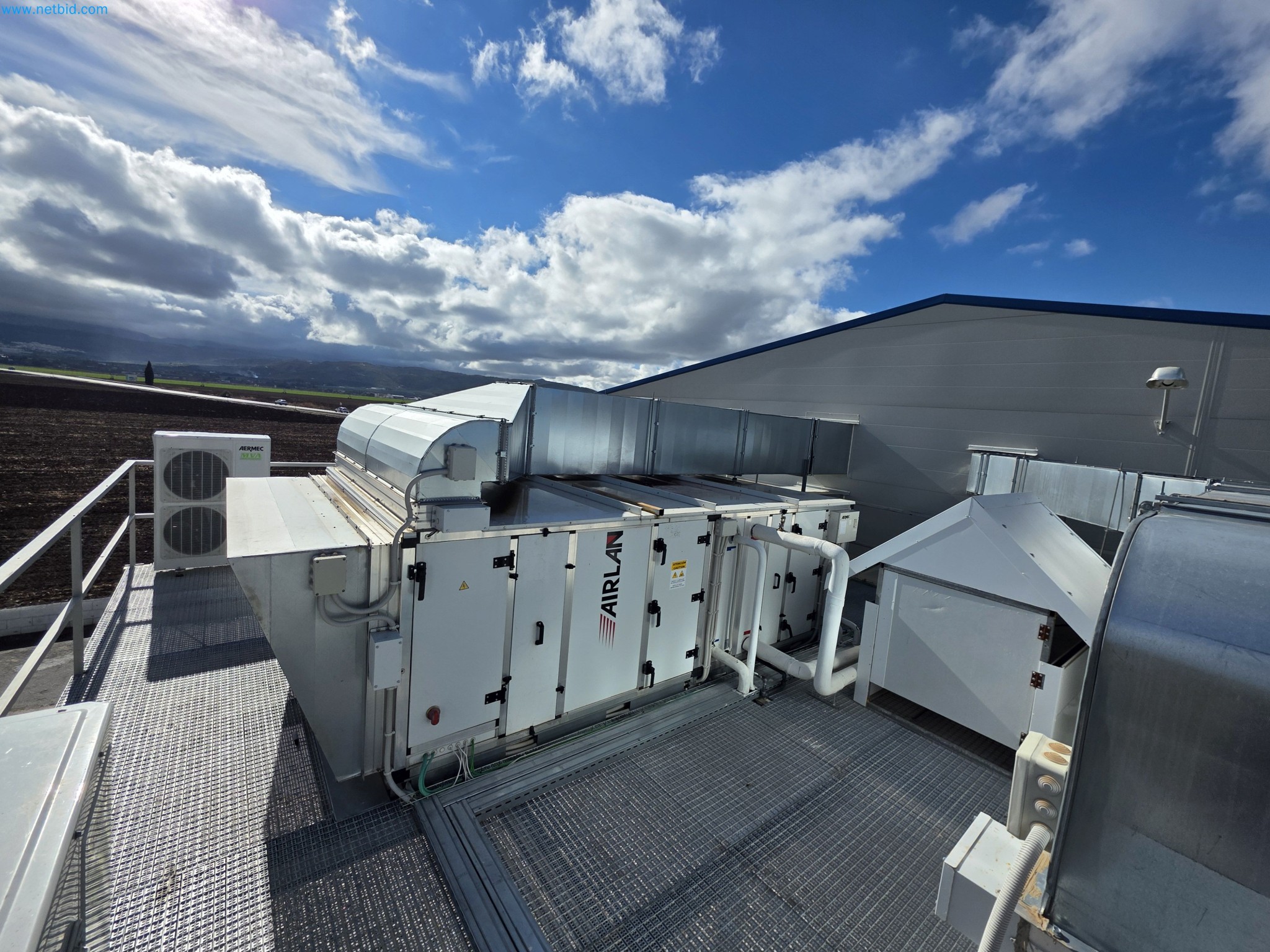 Máquinas y equipos de laboratorio de una empresa para el cultivo de cannabis medicinal-40