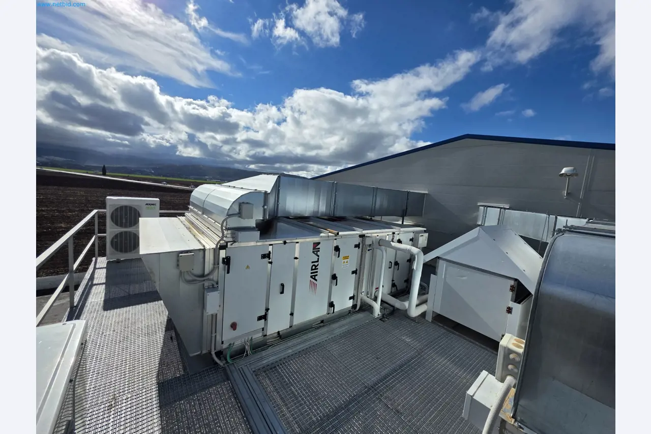 Máquinas y equipos de laboratorio de una empresa para el cultivo de cannabis medicinal-40