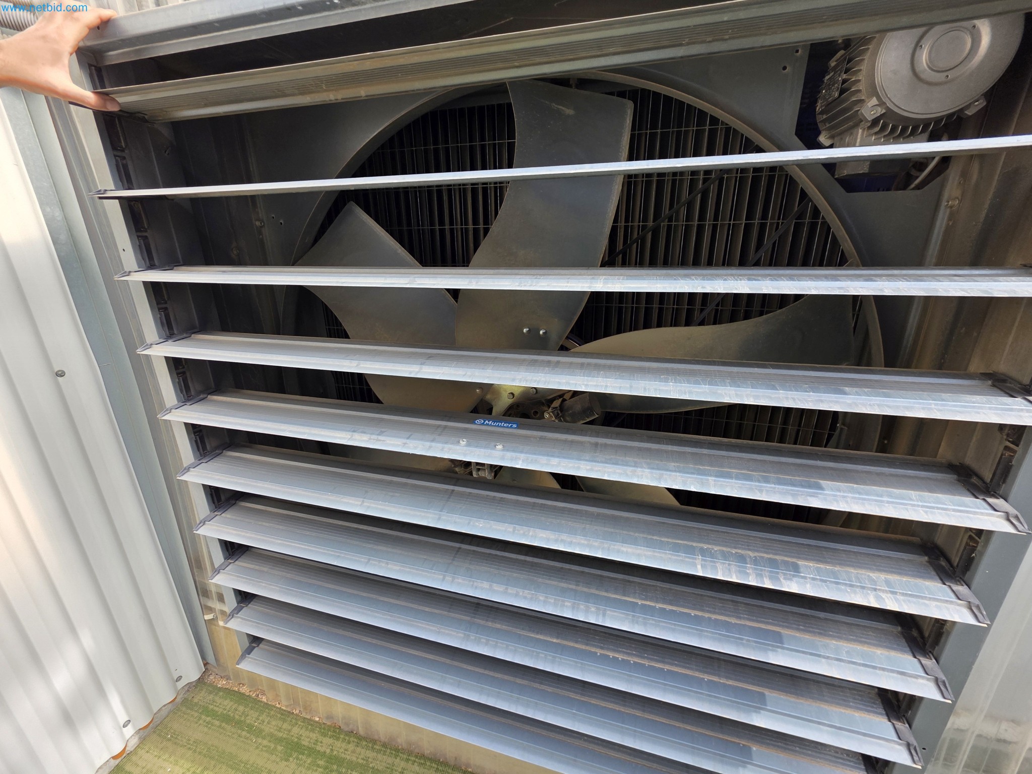 Maszyny i sprzęt laboratoryjny firmy do uprawy medycznej marihuany-11