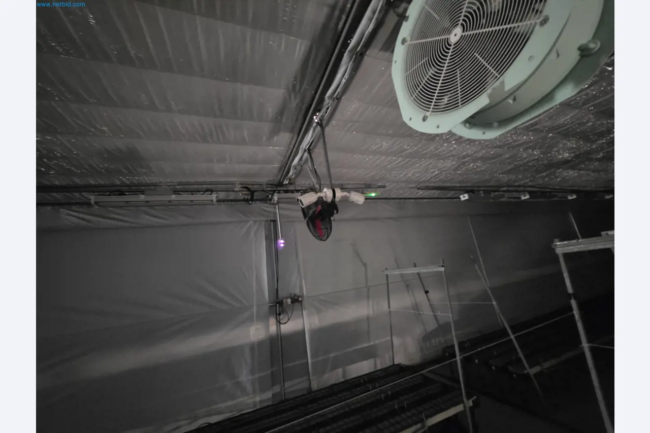 Maszyny i sprzęt laboratoryjny firmy do uprawy medycznej marihuany-5