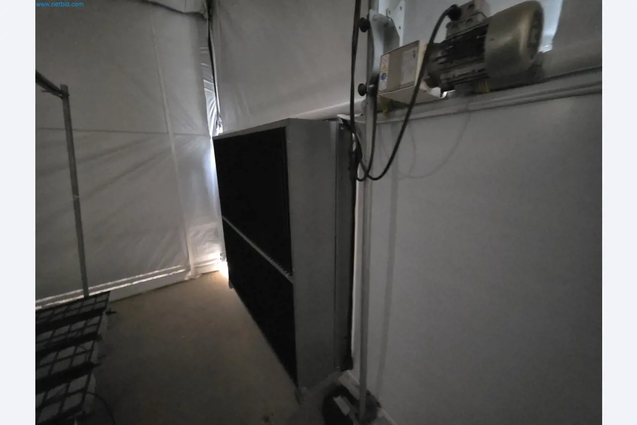 Maszyny i sprzęt laboratoryjny firmy do uprawy medycznej marihuany-8