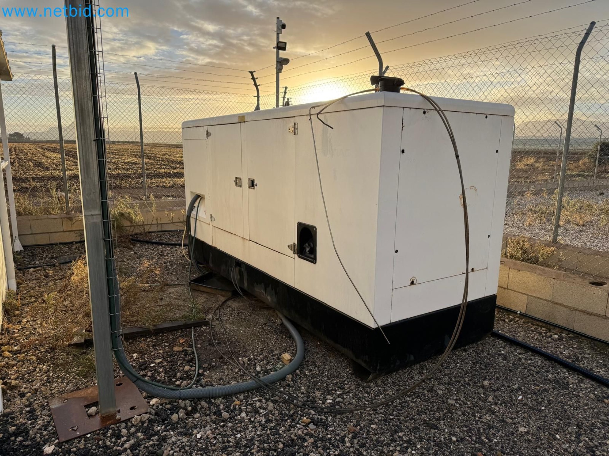 Maszyny i sprzęt laboratoryjny firmy do uprawy medycznej marihuany-1