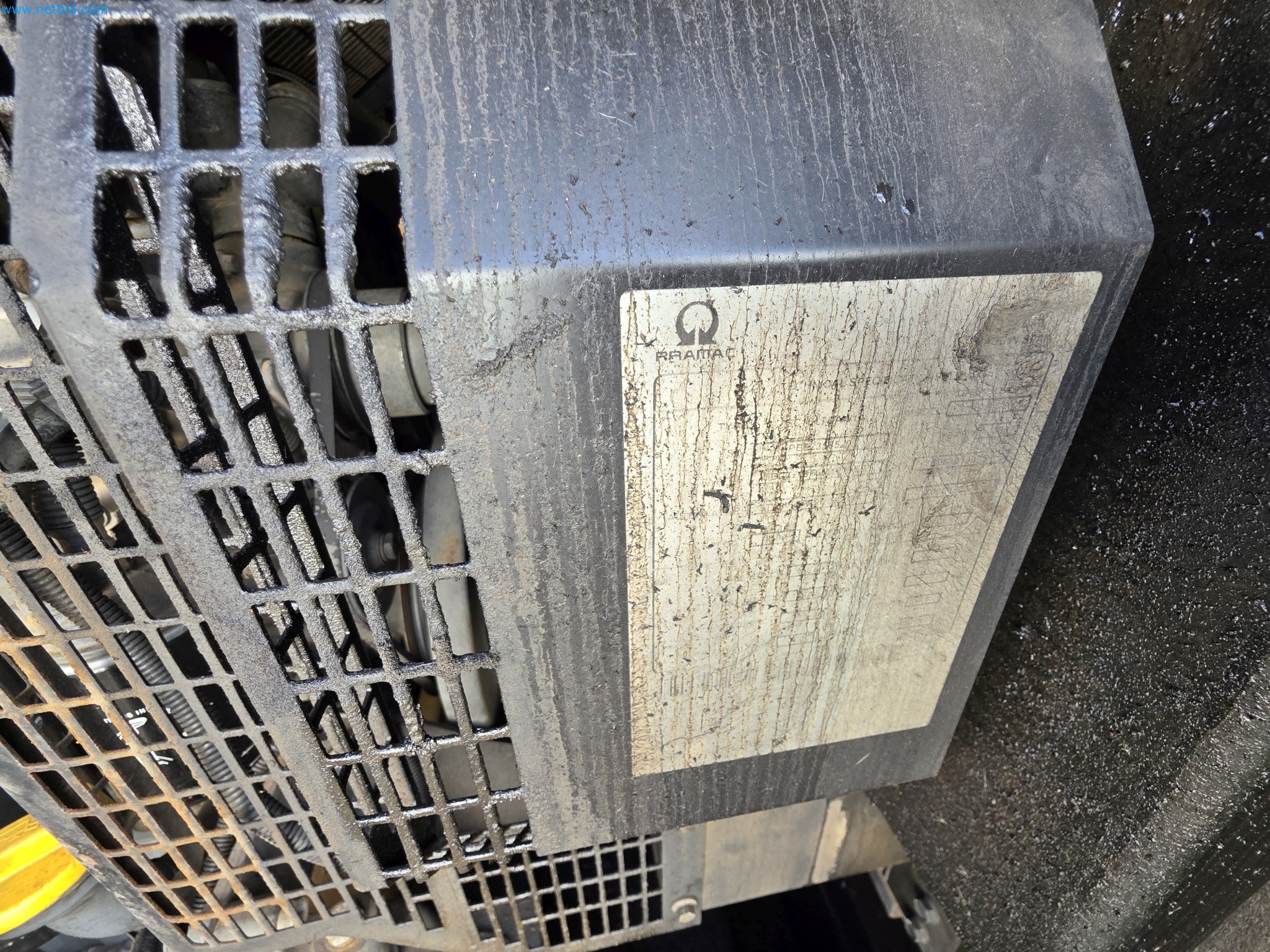 Maszyny i sprzęt laboratoryjny firmy do uprawy medycznej marihuany-5