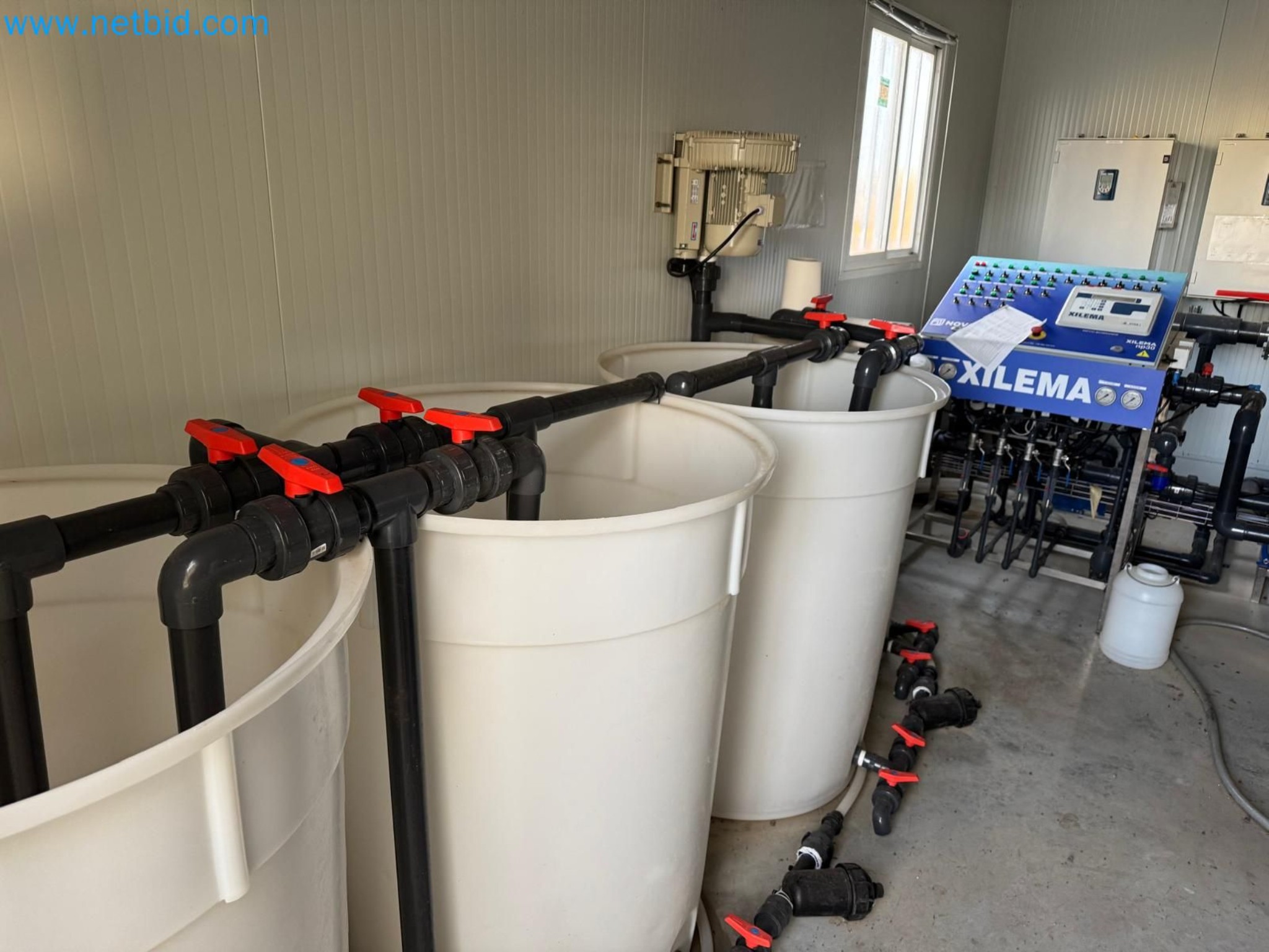 Maszyny i sprzęt laboratoryjny firmy do uprawy medycznej marihuany-13