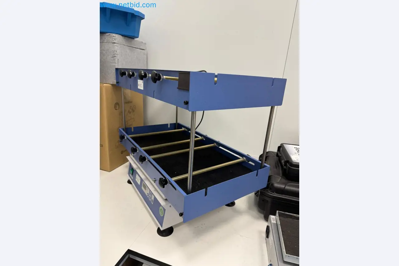 Máquinas y equipos de laboratorio de una empresa para el cultivo de cannabis medicinal-1