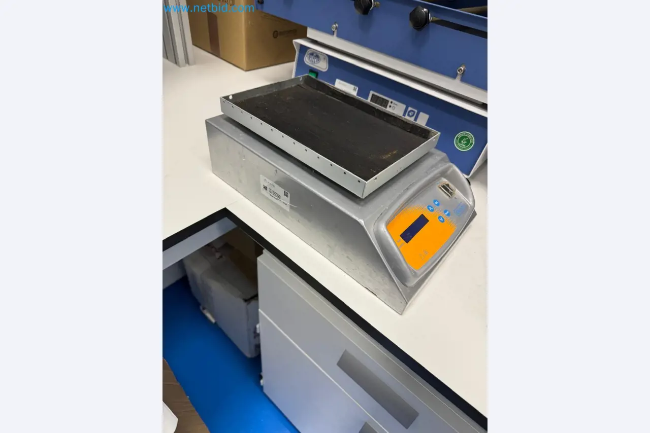 Maschinen und Laborausstattung eines Unternehmens für den Anbau von medizinischem Cannabis-1