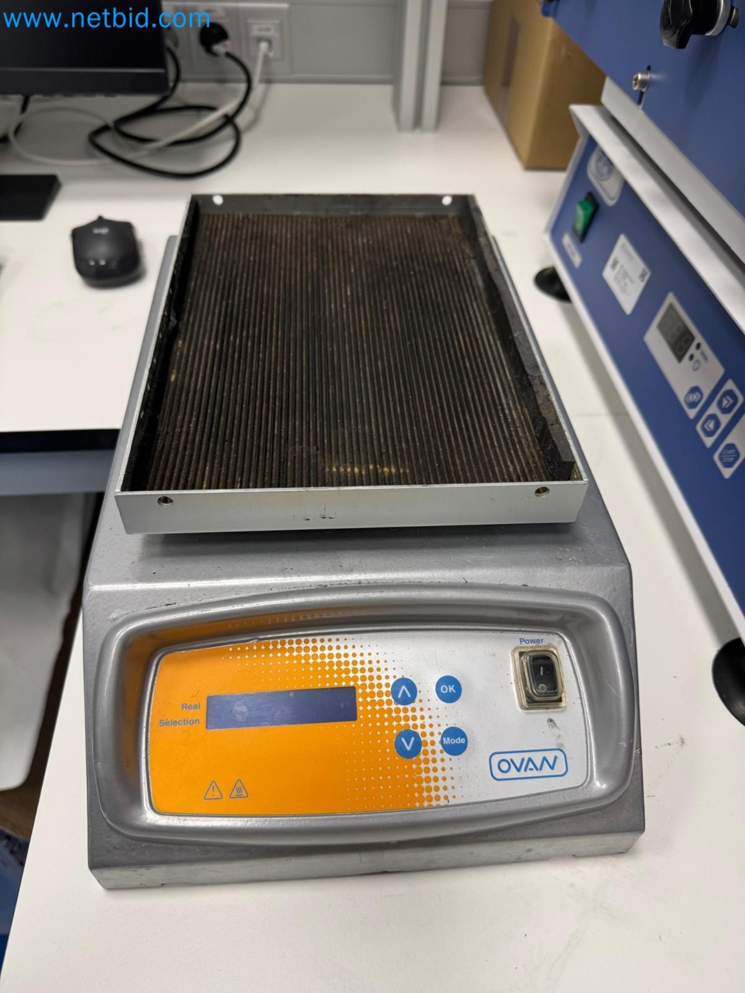 Máquinas y equipos de laboratorio de una empresa para el cultivo de cannabis medicinal-2