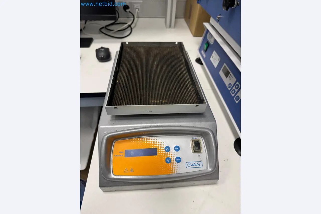 Maschinen und Laborausstattung eines Unternehmens für den Anbau von medizinischem Cannabis-2