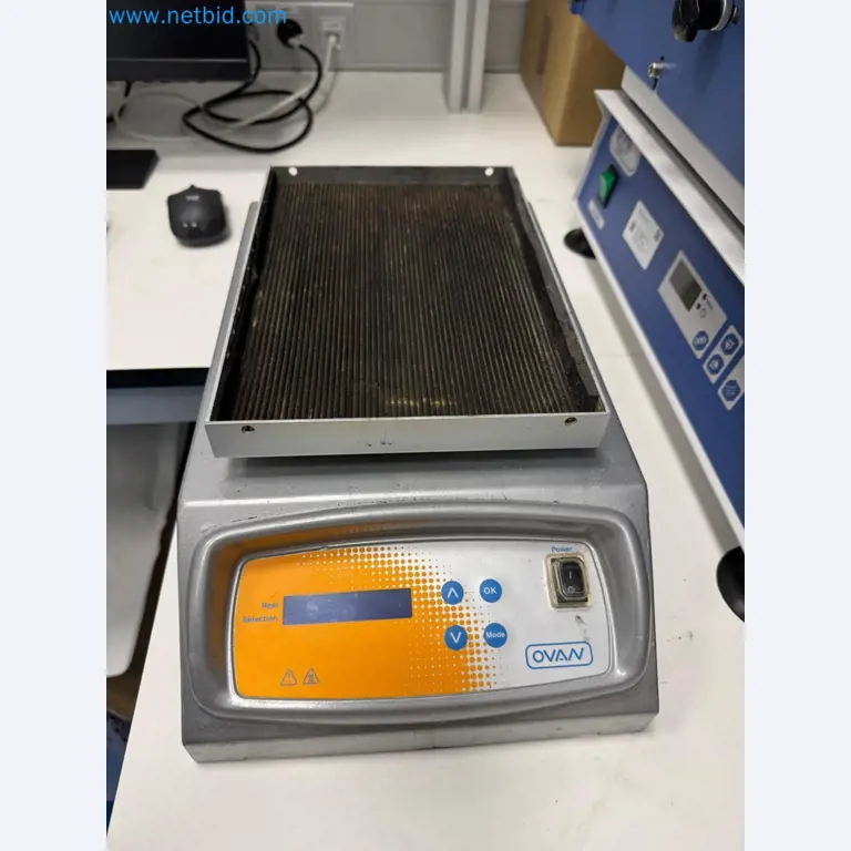 Maschinen und Laborausstattung eines Unternehmens für den Anbau von medizinischem Cannabis-2