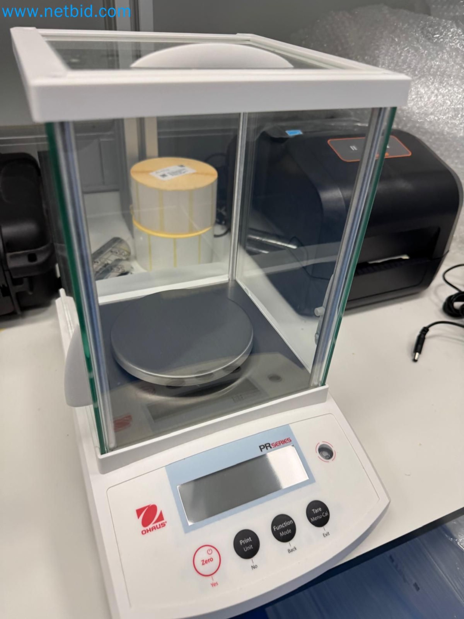 Máquinas y equipos de laboratorio de una empresa para el cultivo de cannabis medicinal-1