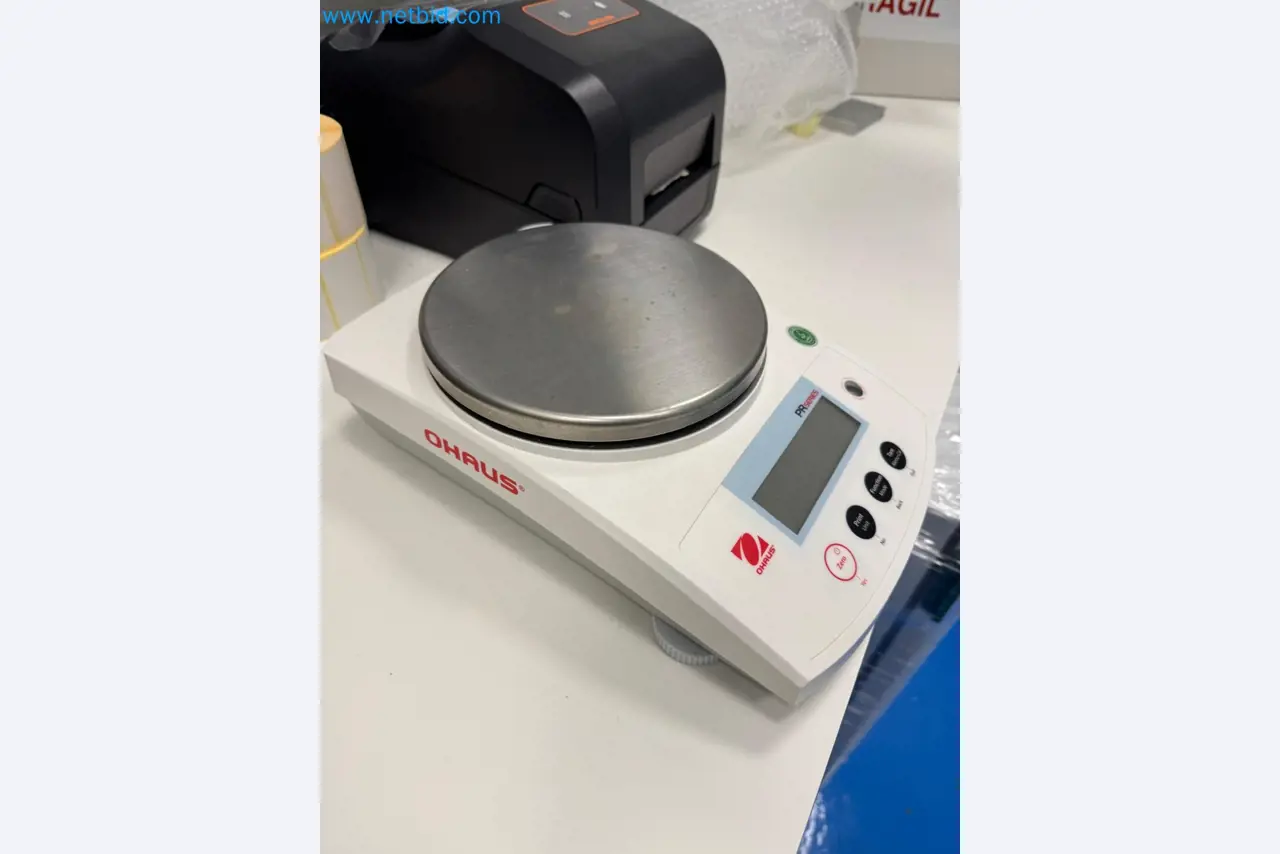 Máquinas y equipos de laboratorio de una empresa para el cultivo de cannabis medicinal-1